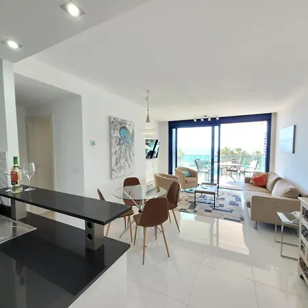 Sea Senses Apartment *